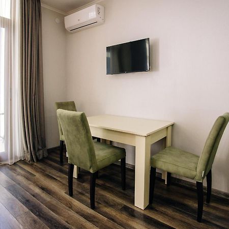 G-Point New Beach Μπατούμι Εξωτερικό φωτογραφία