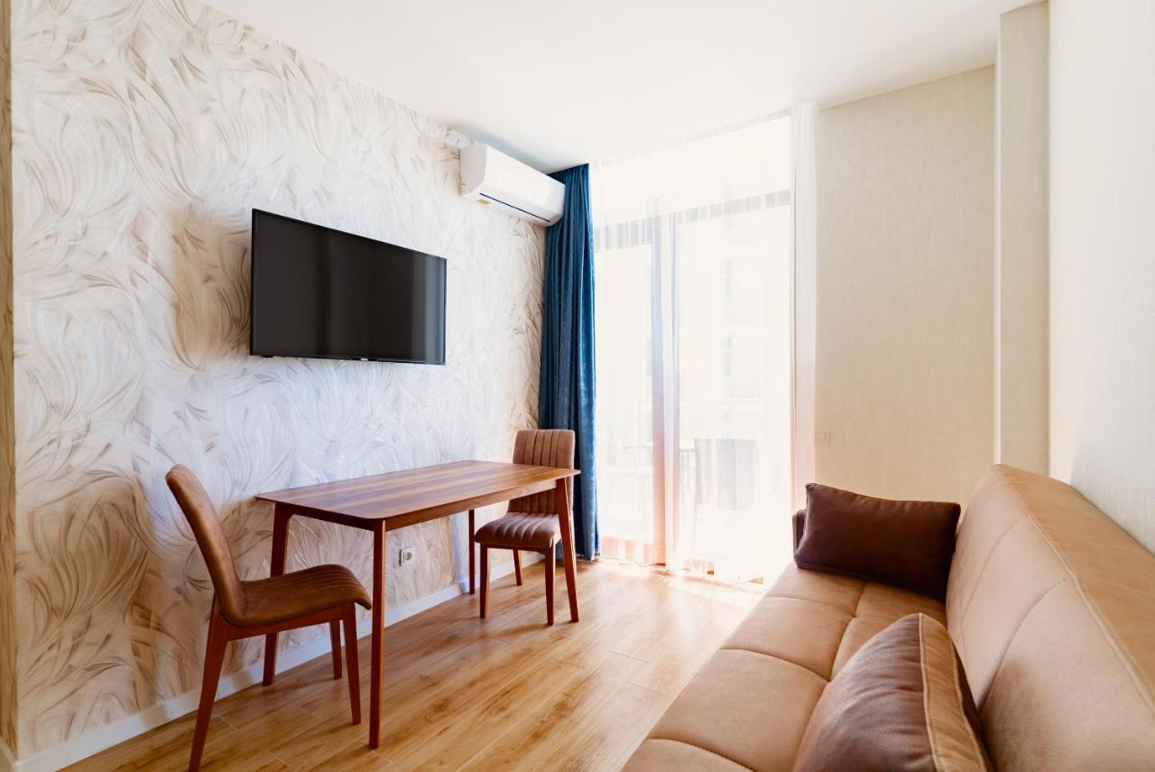 G-Point New Beach Μπατούμι Εξωτερικό φωτογραφία